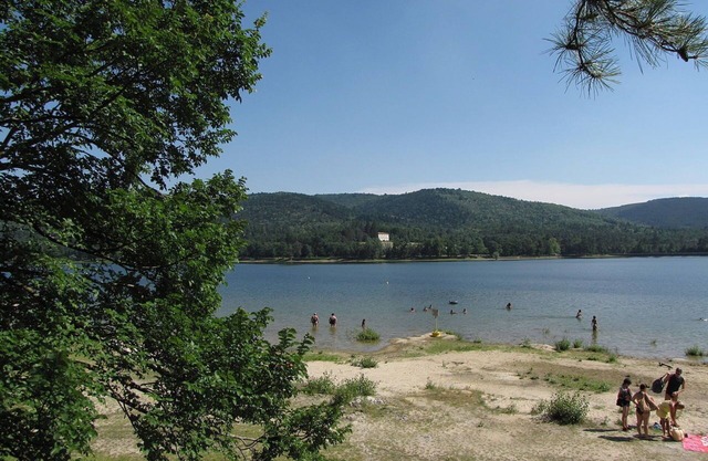 HAVEN OF PEACE BY A MAGNIFICENT LAKE