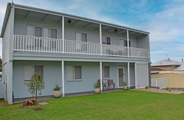 Hawks Retreat - 3 Bedrooms @ Tuross Head