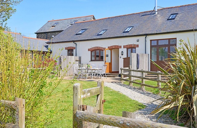 Hawthorn Barn