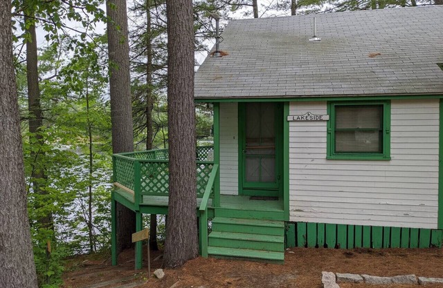 Hawthorne Cottages Lakeside