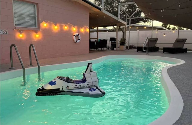 Heated Pool, Bikes, BBQ-Near Cocoa Beach