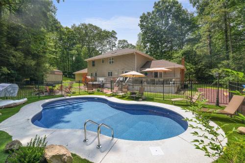 Heated Private Pool Hot Tub Game Room Sauna