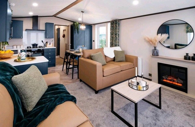 Heather William Lodge in Woodhall Spa. Perfect for Couples, Families, and Pets!