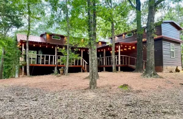 Heavenly Escape in the forest- Under the Stars-Tiny Home near Canton, Tx #2!