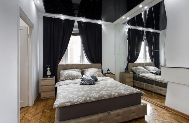 Hedonist-Belgrade Central Nest