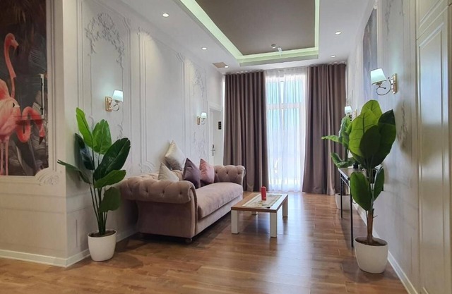 Heiress Hotel