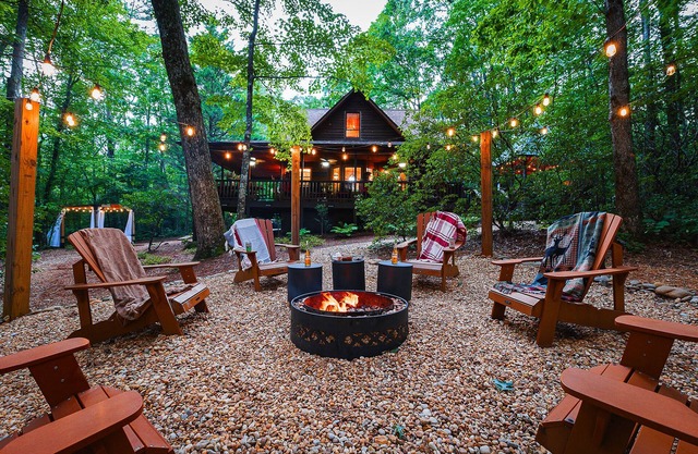 Helen Mountain Cabin – Hot Tub, Fire Pit, Privacy