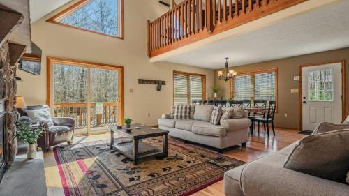Hickory Haven by AvantStay Hot Tub Game Room Theater Deck