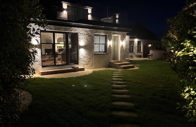 Hidden Gem In Seaview - Fantastic Location