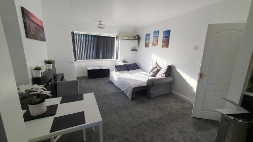 High St , 2 bed slp 6 Seaside flat