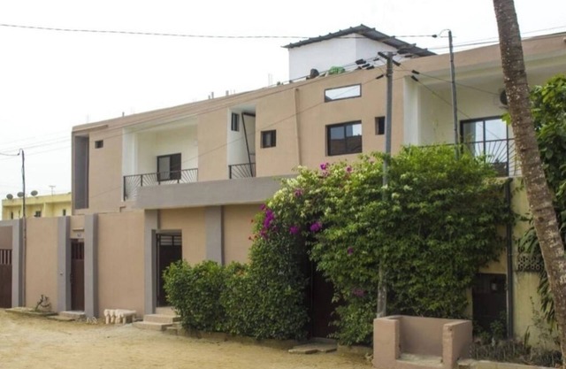 HIGH STANDING APARTMENT CI
