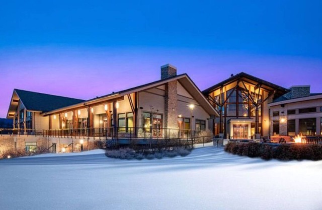 Highland King | Cozy Stay Near Ski Lifts