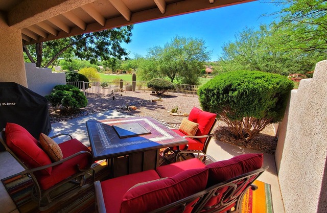 HIGHLY RATED "Sonoran Secret" Updated 2br 2ba Omni Tucson National Golf Villa