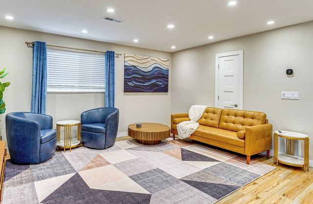Hike & Ski: Condo 8 Mi to Dtwn Salt Lake City!