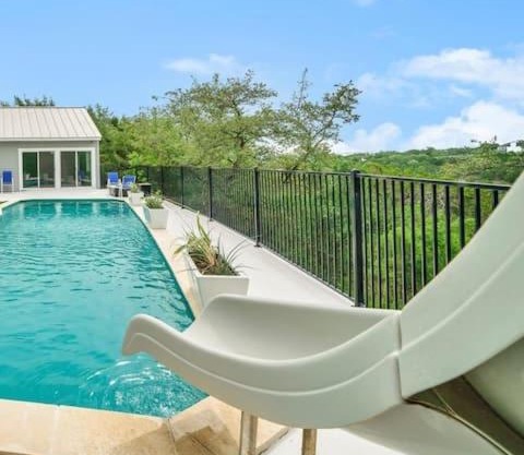 Hill Country Getaway