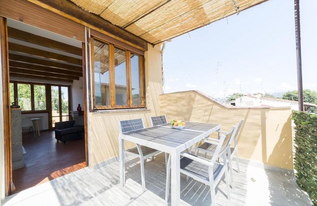 Hill's view terrace apartment