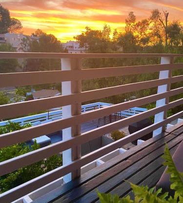 Hillside Hideaway - Private Woodland Hills Canyon Suite