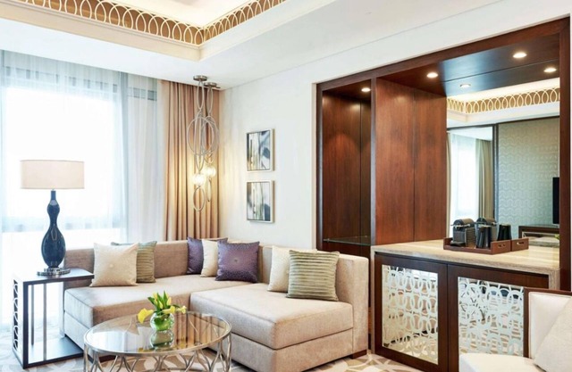 Hilton Dubai Al Habtoor City Junior Suite Room