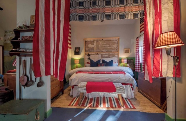Historic 1900s Ship Smith Cottage. A Patriotic New England Inspiration!