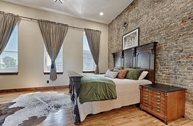 Historic Downtown Loft