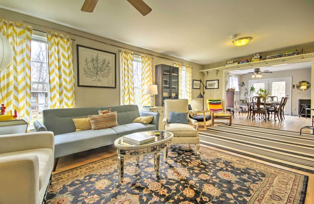 Historic Farmhouse w/Chef's Kitchen Near Wineries