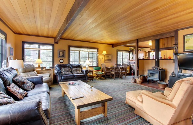 Historic Haystack Cabin