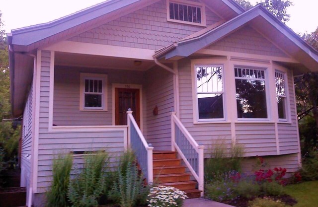 Historic Neighborhood 3 Blocks from Downtown Bozeman.