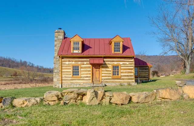 Historical Paris Cabin on Farm w/Fire Pit!