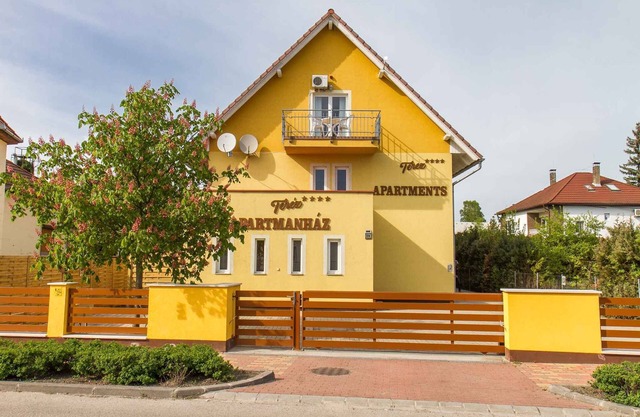 Holiday apartment near the center and Balaton