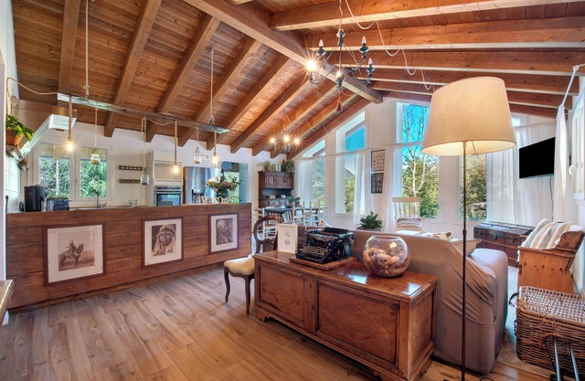 Holiday Apartment "Casa Storica In Fattoria" with Mountain View, Private Garden & Wi-Fi