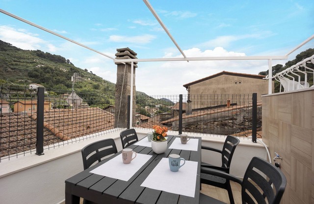 Holiday Apartment 'Dolce Soggiorno - Soldano' with Sea View, Terrace & Wi-Fi