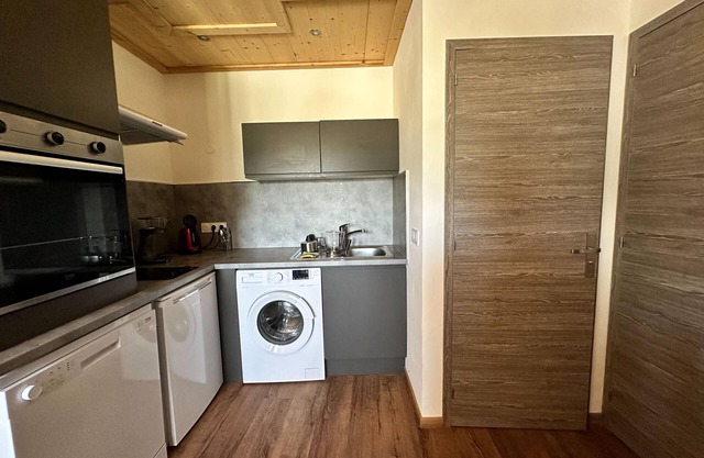 Holiday Apartment 'Fleur 5' in Séez