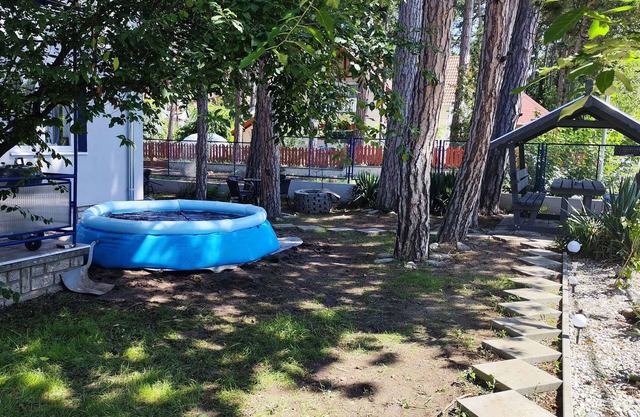 Holiday apartment for 10 people with internet and air conditioning 400m from Lake Balaton