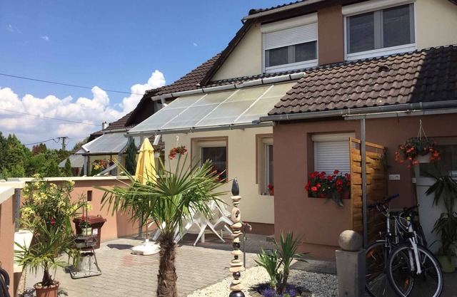 Holiday apartment with air conditioning and Internet