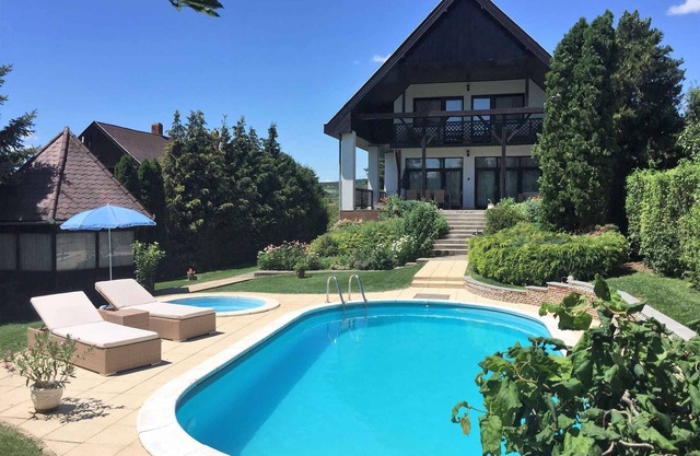 Holiday apartment with pool