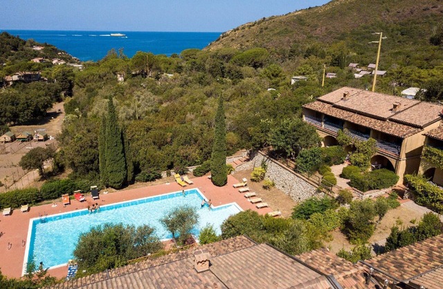 Holiday apartment Rio Nell'Elba for 1 - 6 persons with 2 bedrooms - Holiday apartment in one or mult