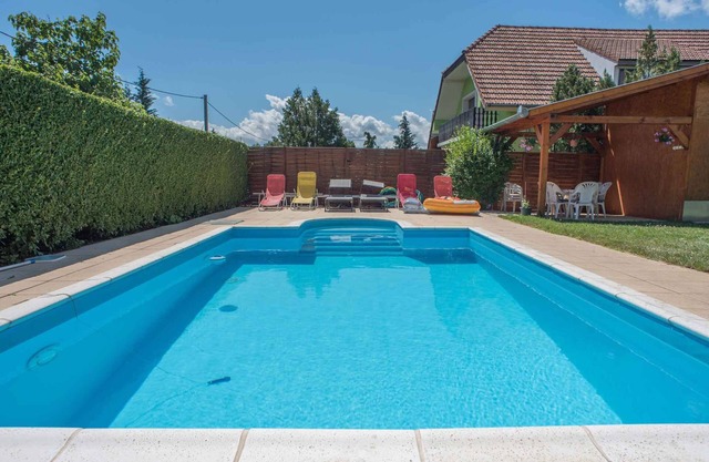 Holiday apartment mit Pool