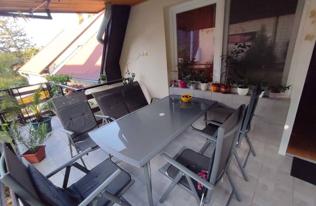 Holiday apartment near the beach with large terrace and air conditioning