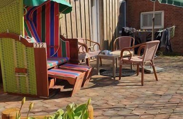 Holiday apartment Pellworm (Ort) for 1 - 3 persons with 2 bedrooms - Twin house