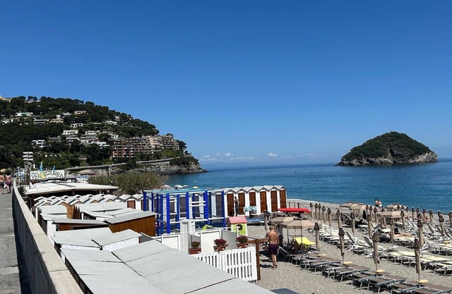 Holiday apartment Spotorno for 1 - 4 persons with 2 bedrooms - Holiday apartment in one or multi-fam