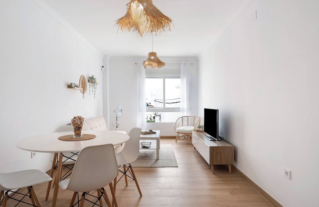 Holiday Apartment "Vazquez Mella Barbate" with Wi-Fi