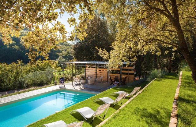 Holiday house Pernes les Fontaines for 1 - 8 persons with 4 bedrooms - Holiday home