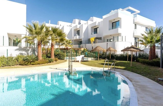 Holiday Home 'Beach Terraced House Close Town' with Sea View, Wi-Fi and Air Conditioning