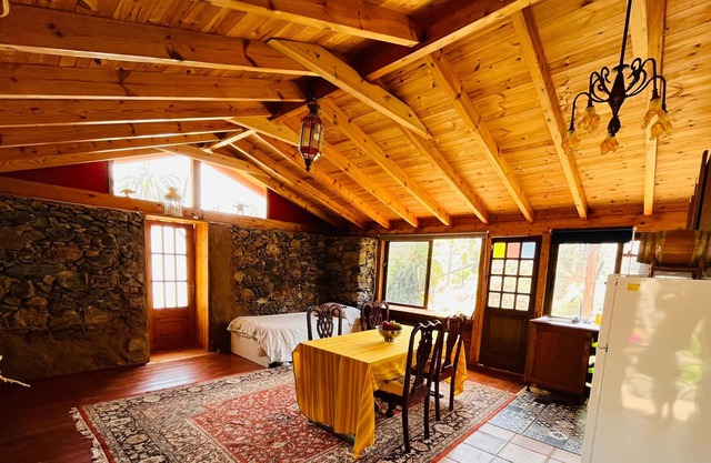 Holiday Home 'Casa Los Bellos ' with Mountain View, Private Terrace and Wi-Fi