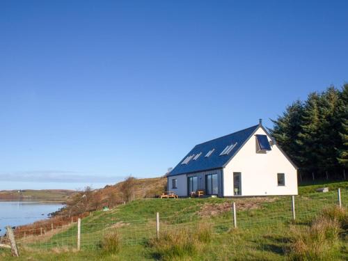Holiday Home Daisy Cottage by Interhome