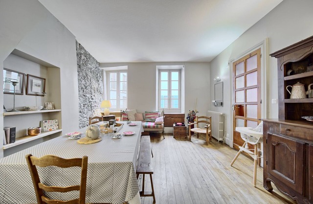 Holiday Home 'Maison Familiale' with Mountain View and Wi-Fi