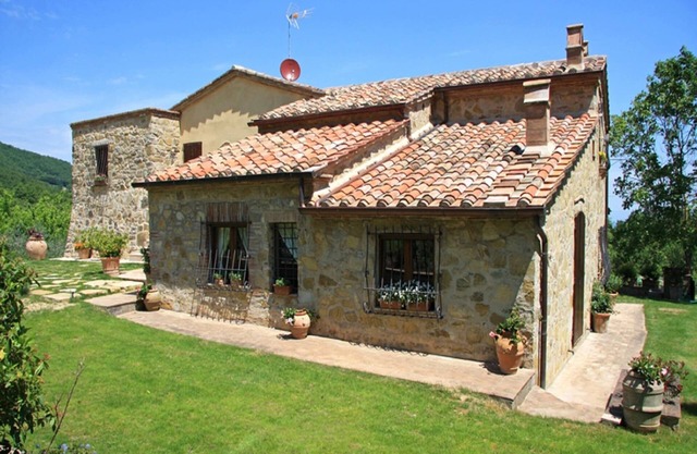 Holiday Home in Italy with Private Pool