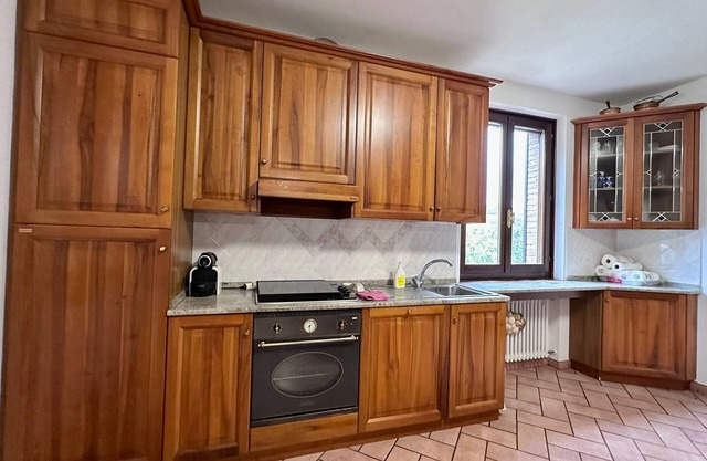 Holiday Home "La Casa del Borgo" with Mountain View, Private Terrace & Wi-Fi
