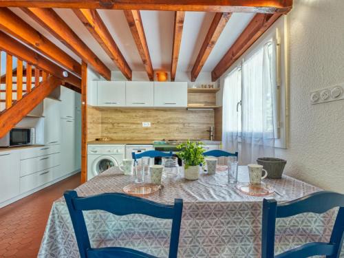 Holiday Home Les Cracks-10 by Interhome