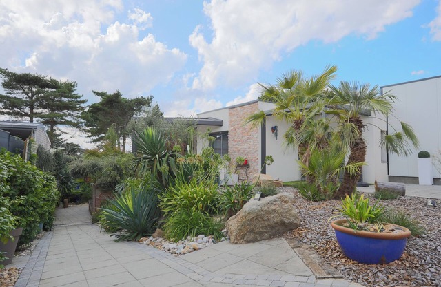 Holiday Home 'Logement À Trebeurden 800m Plage' with Private Terrace, Wi-Fi and Air Conditioning